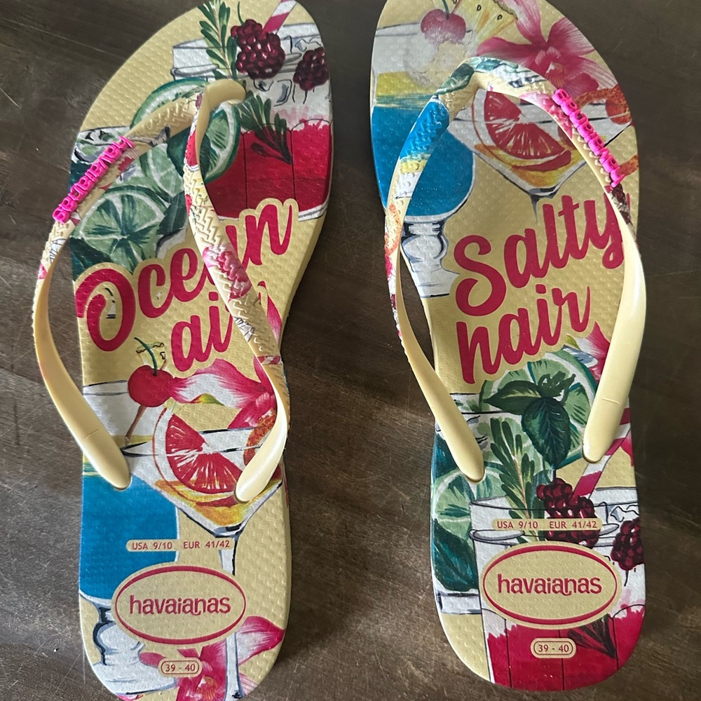Havaianas Colorful Ocean Air Salty Hair Sandals